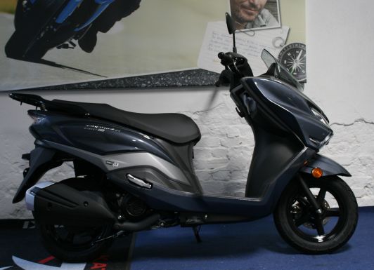 Suzuki Model BURGMANN STREET 125EX M4